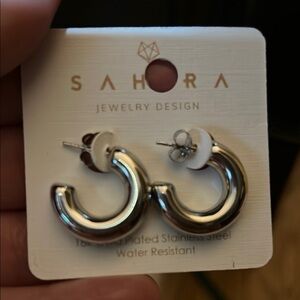Sahira Jewelry | Chloe Silver Hoop Earrings